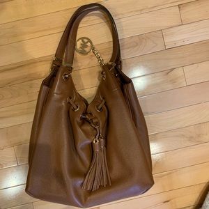 Michael Kors tan leather shoulder tote